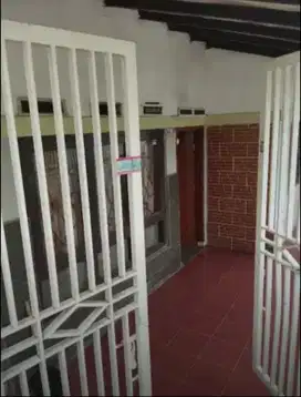 Dijual Rumah Cantik & Asri Di Jln Sederhana