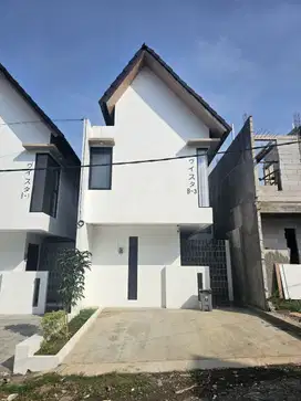 DIJUAL Rumah Design Jepang di cihanjuang sariwangi dkt Pemkot cimahi