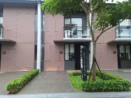 Rumah Ready sisah 1 Unit 2KT 2 Lantai Full Furnish Lippo Village