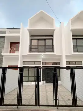 Rumah Baru 2Lt di Ciskul Arcamanik