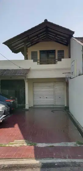 Rumah Luas 516m di Srengseng Jakarta Barat