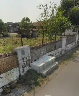 Tanah pekarangan dalam kota patangpuluhan strategis