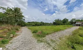 Dekat Hotel Hyatt Palagan, Jogja Tanah Monjali, Ringroad Utara