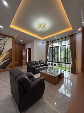 Rumah Bangunan Mandiri Furnished Di Giriloka - BSD