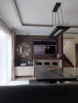 Disewa Rumah Cluster Depan Palm Spring L12 Di Jakarta Garden City 037