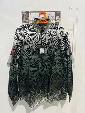 Kemeja batik gradasi warna