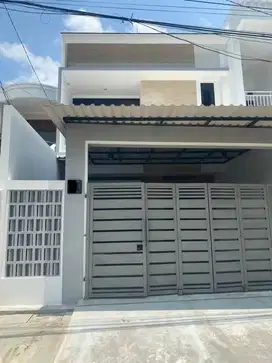 Di Jual Rumah Baru 2 Lantai Dalam Komplek di Penggilingan, JakTim