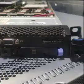 SERVER IBM X3550 M3 Double PRoce 1U Second D