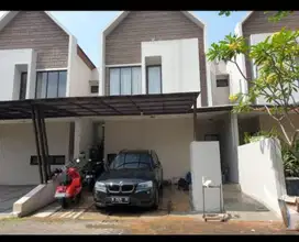 Dijual rumah minimalis modern di pomentia residence jagakarsa