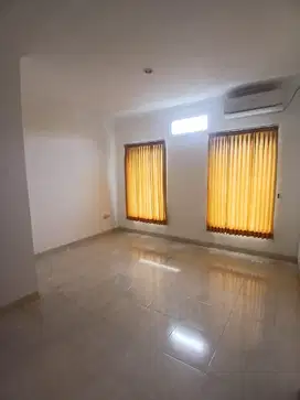 Dijual Rumah Sektor 1G di Gading Serpong - Kelapa Dua