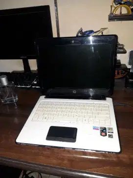 Laptop Hp Pavilion d2 12 Inch