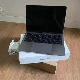 Macbook Pro 13inch 128/8GB 2017