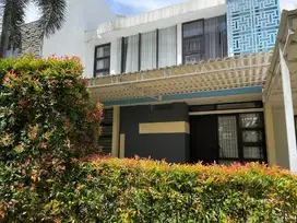 Disewakan Rumah 2 Lantai Cluster Vassa Lippo Cikarang, 180 Juta/Tahun!