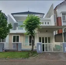 rumah San Antonio 200m2 pakuwon city, minimalis long beach,casa tobago