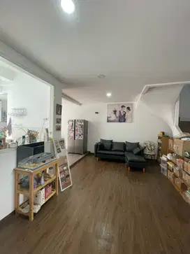 Rumah Bagus 2 Lantai Siap Huni di Sektor 1E Gading Serpong, Tangerang