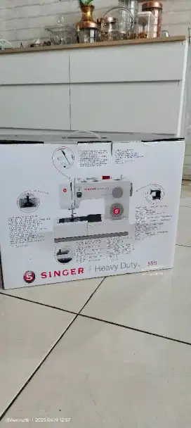 Mesin jahit Singer Heavy duty 5511