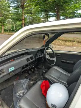 TOYOTA STARLET KOTAK TH 85