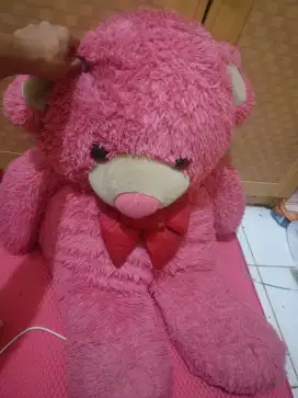 Boneka ukuran besar