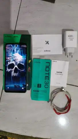 DIJUAL Infinix Note 30 RAM 8/256GB Mulus Fullset | Nego Tipis Aja!
