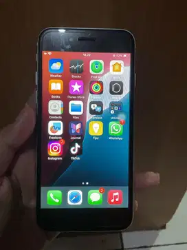 IPHONE SE GEN 2 128gb ex ibox 2020