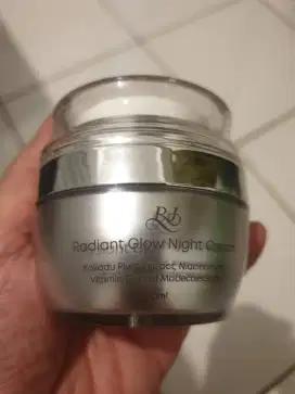 Preloved RJ Radiant Glow Night Cream by CNI