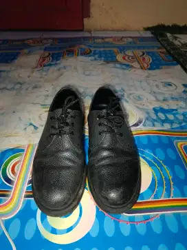 dr.marteens 1461 hitam