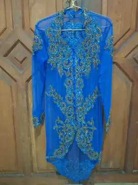 Kebaya Model Pinguin