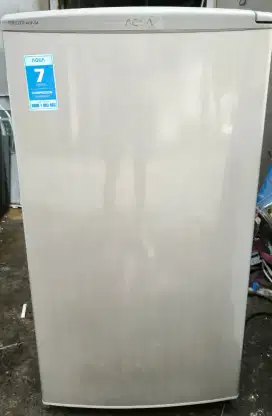 Frizer aqua 4 rak normal dingin beku surabaya utara