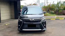 Toyota Voxy 2.0 AT Hitam NIK 2020/2021