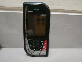 Nokia 7610 Bahan