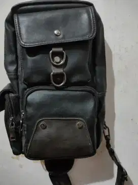 Tas selempang pria