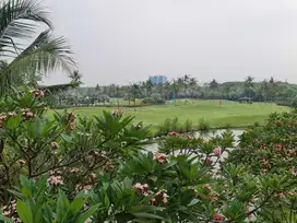 Dijual Cepat Murah ! Rumah 3 lantai Double Decker Di Crown Golf PIK