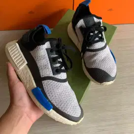 Adidas NMD R1 sneakers trainer sepatu 40
