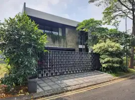 Rumah Minimalis Tropical Furnished Mewah Citraland  Surabaya Barat
