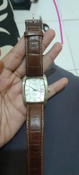 Jam tangan Alba
