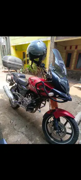 Bajaj Pulsar 220 Touring