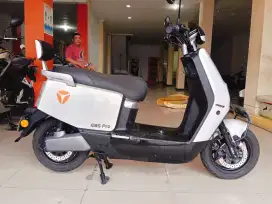 YADEA E8S PRO motor listrik 2024 FULL ORISINIL GRESS