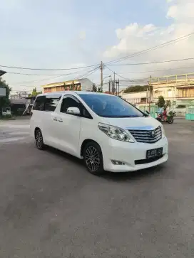 2011 TOYOTA ALPHARD 2.4 SUNROOF