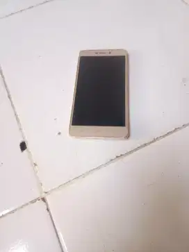 Jual hp xiaomi redmi 3 ram 3/32 Gb udah 4G