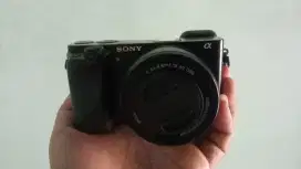 MURAH Sony A6000 Komplit Pemakaian Pribadi