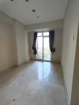 disewakan 2BR unfurnished Apt. Puri Orchard lt rendah view pool