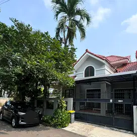dijual rumah hoek di sektor 9 bintaro, langsung ke pemilik bukan agen