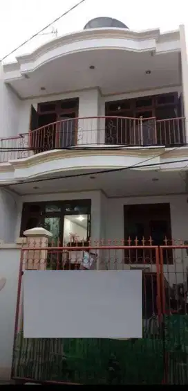 Rumah Sunter Graha Pratama 6x15m 2lantai, tinggi dari jalan, siap huni