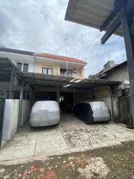 Rumah Dijual di Pramuka Jakarta Timur Dekat Senen dan Jatinegara