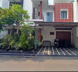 Rumah Townhouse Mampang Jakarta selatan