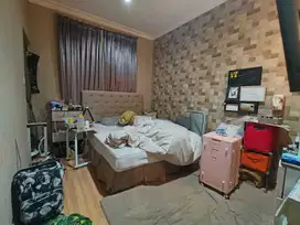 Dijual Rumah di Taman Palem Lestari, Semi Furnish