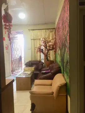 Dijual Rumah Lokasi Strategis di Graha Raya Bintaro