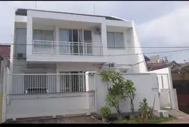 Rumah murah second siap huni di kutisari indah kec tenggilis