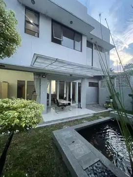 Rumah Mewah Arcamanik Endah dkt Antapani Jalan Lebar Strategis  |LA024