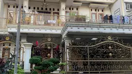 Rumah 2 Lantai di Tanjung Barat dekat Mall